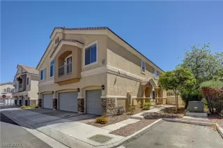 Photo #6: 2415687 Listing 