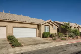 Photo #2: 2415722 Listing 