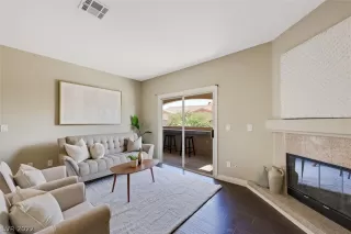 Photo #2: 2415742 Listing 