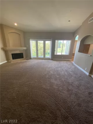 Photo #6: 2415751 Listing 