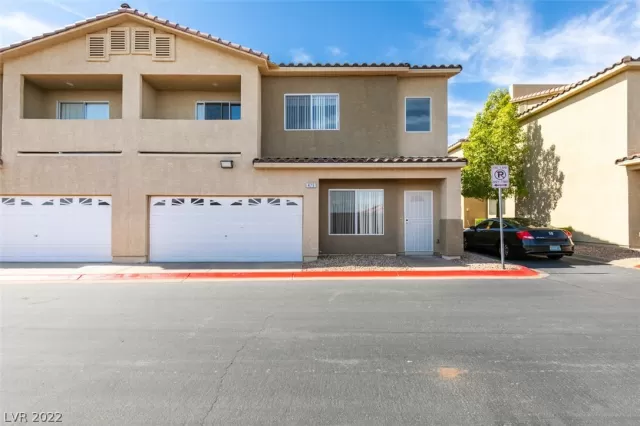 MLS: 2415845 Condo For Sale