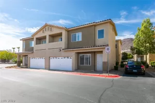 Photo #2: 2415845 Listing 