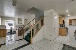 Photo #2: 2415887 Listing 