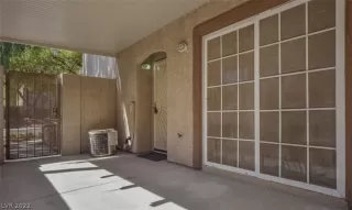 Photo #3: 2415922 Listing 