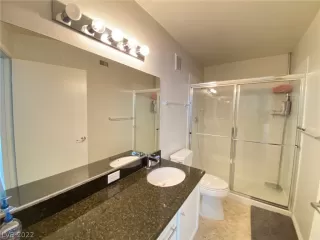 Photo #6: 2416012 Listing