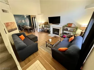 Photo #6: 2416048 Listing 