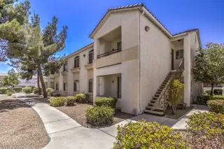 Photo #2: 2416059 Listing