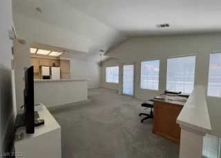 Photo #6: 2416062 Listing 