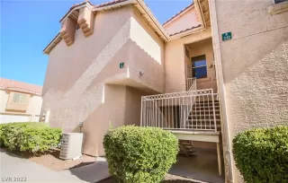 Photo #3: 2416183 Listing 