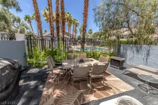 Photo #5: 2416184 Listing