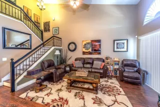 Photo #6: 2416184 Listing