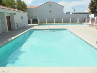 Photo #1: 2416283 Listing 