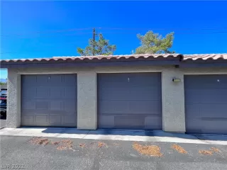 Photo #2: 2416300 Listing 