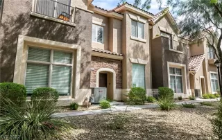 Photo #1: 2416335 Listing