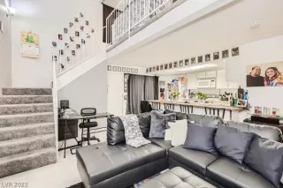 Photo #2: 2416383 Listing