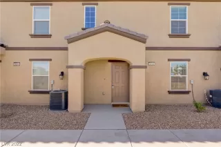 Photo #2: 2416404 Listing 