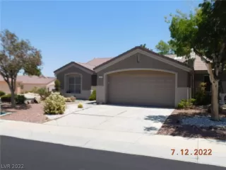 Photo #2: 2416421 Listing