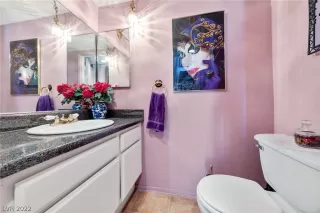 Photo #5: 2416438 Listing