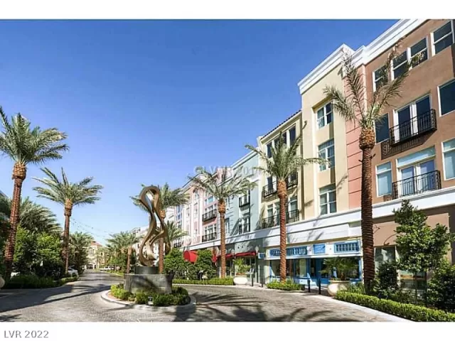 MLS: 2416534 Condo For Sale