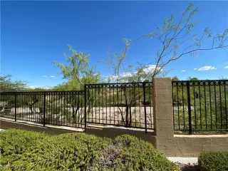 Photo #1: 2416621 Listing