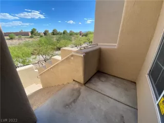 Photo #6: 2416621 Listing