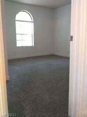 Photo #5: 2416676 Listing 