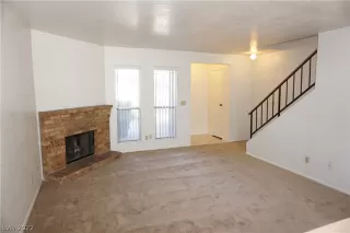 Photo #2: 2416677 Listing