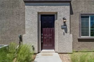 Photo #4: 2416798 Listing