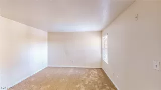 Photo #3: 2416877 Listing