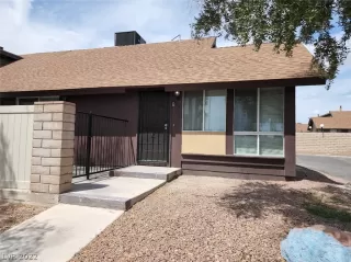 Photo #1: 2416905 Listing 