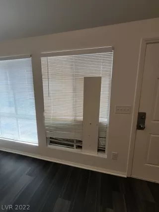 Photo #5: 2416905 Listing 