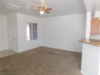 Photo #4: 2416944 Listing 