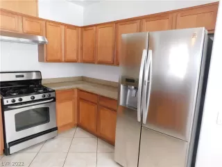 Photo #6: 2416944 Listing 