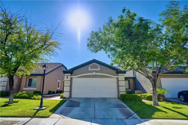 MLS: 2417021 Condo For Sale