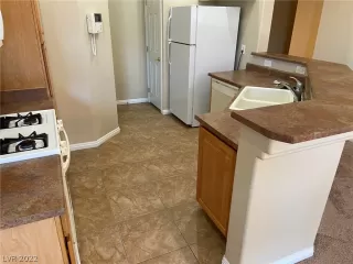 Photo #1: 2417036 Listing 