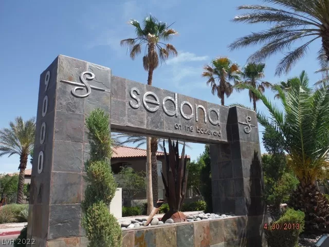 MLS: 2417046 Condo For Sale