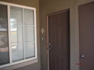 Photo #4: 2417046 Listing