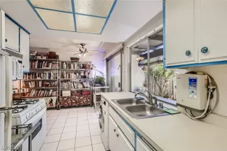 Photo #6: 2417101 Listing 