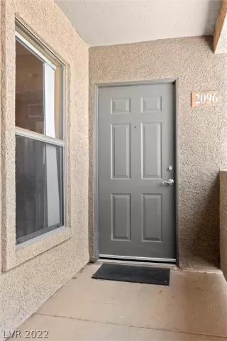 Photo #4: 2417119 Listing