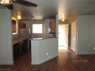 Photo #1: 2417138 Listing 