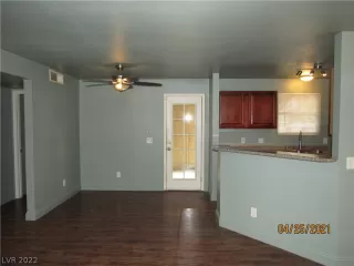 Photo #2: 2417138 Listing 