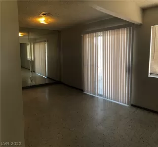 Photo #6: 2417190 Listing 