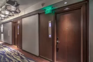 Photo #4: 2417299 Listing