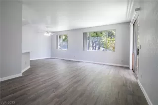 Photo #2: 2417302 Listing 