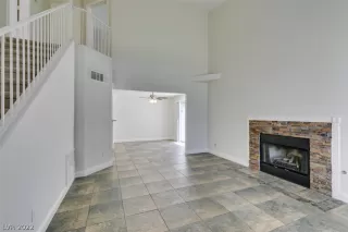 Photo #3: 2417324 Listing 