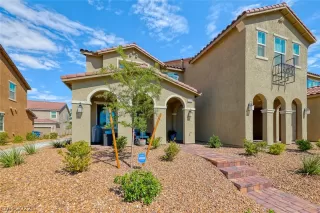 Photo #1: 2417398 Listing