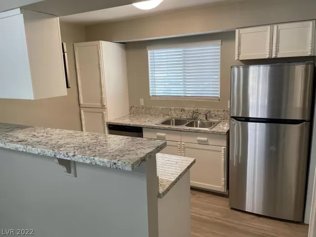 MLS: 2417414 Condo For Sale