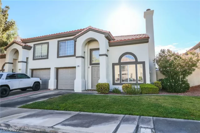 MLS: 2417434 Condo For Sale