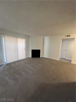 Photo #3: 2417437 Listing 