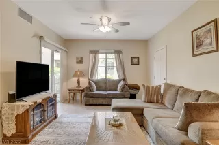 Photo #5: 2417440 Listing